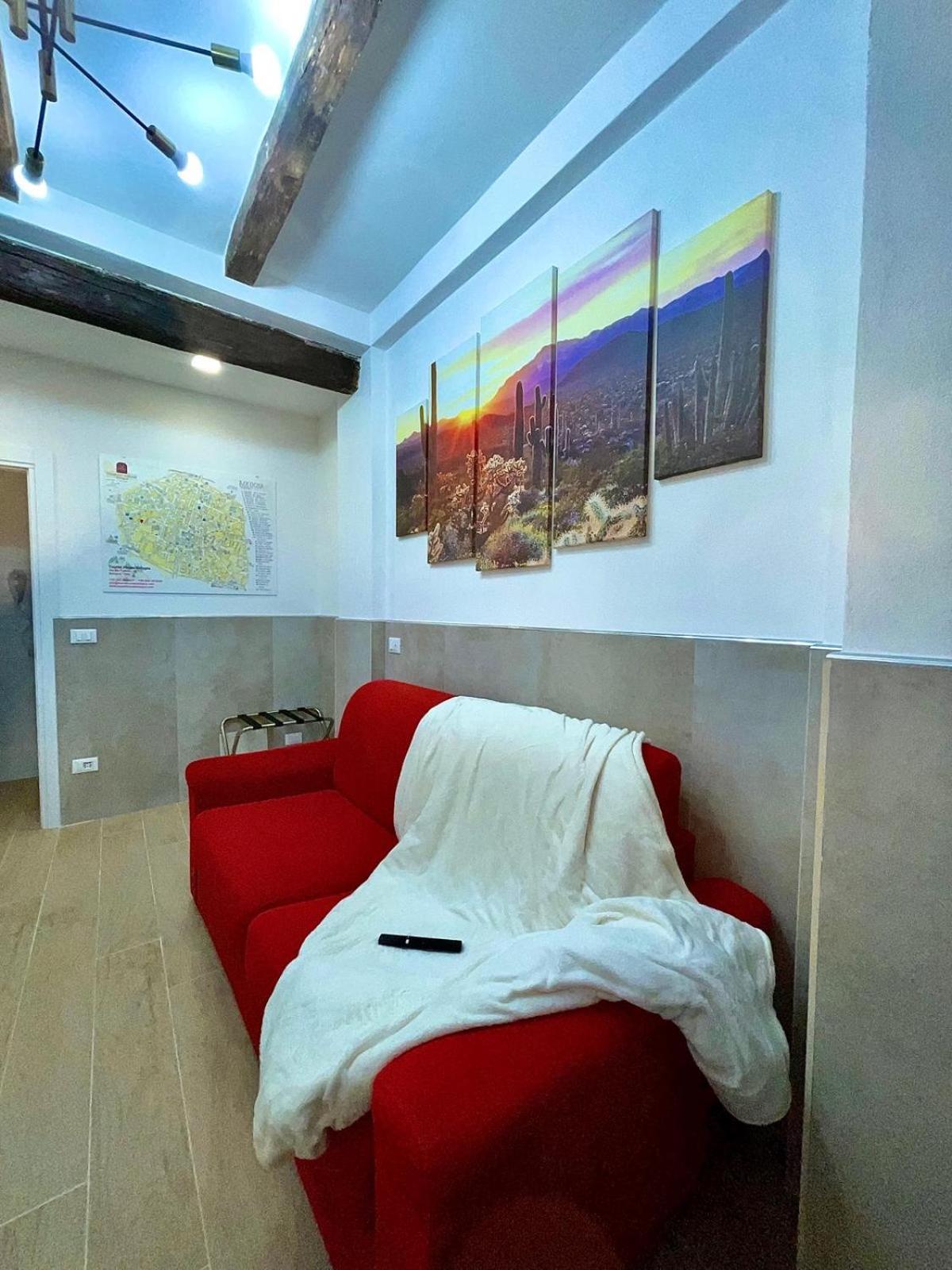 50 Tourist House Bologna - Pratello - Self Check-In Apartamento Exterior foto