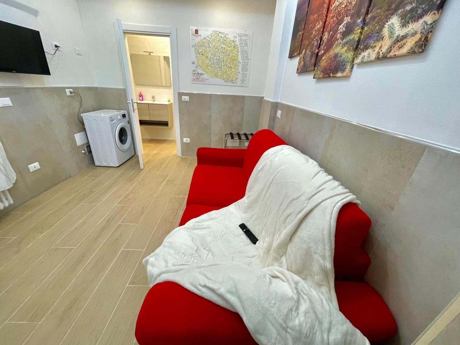 50 Tourist House Bologna - Pratello - Self Check-In Apartamento Exterior foto