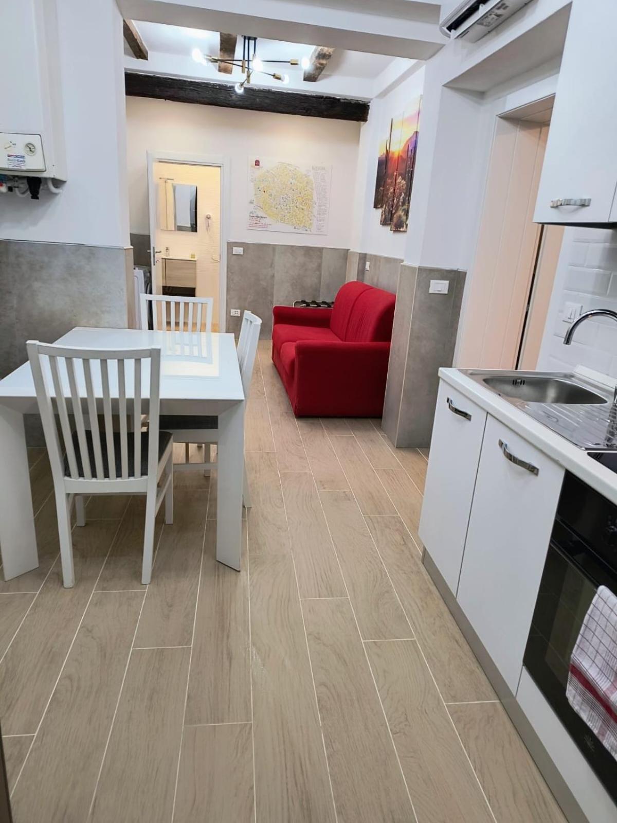 50 Tourist House Bologna - Pratello - Self Check-In Apartamento Exterior foto